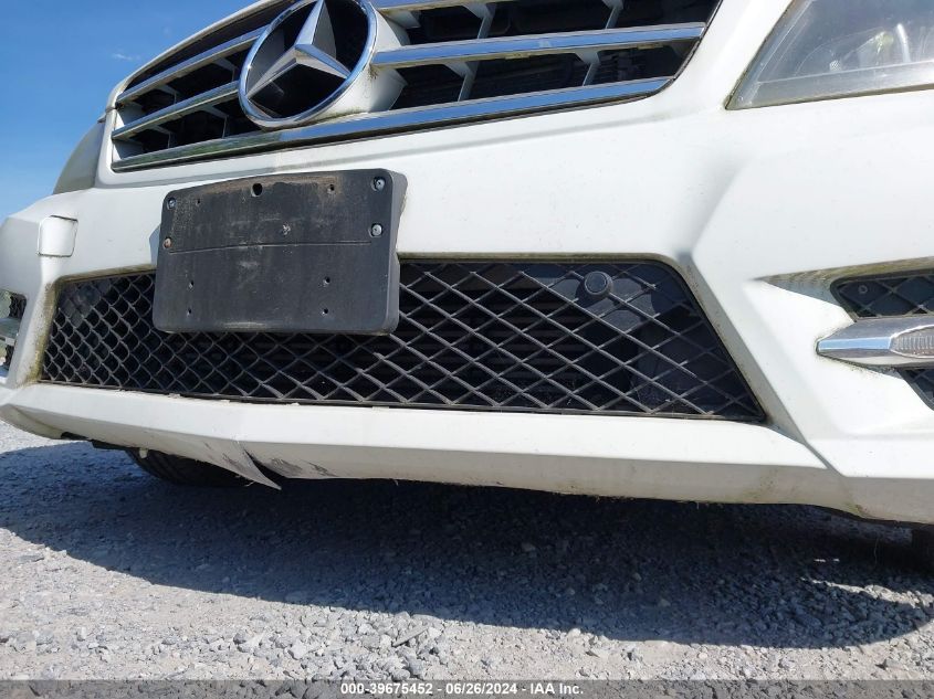 2012 Mercedes-Benz C 250 Luxury/Sport VIN: WDDGF4HB5CA636556 Lot: 39675452