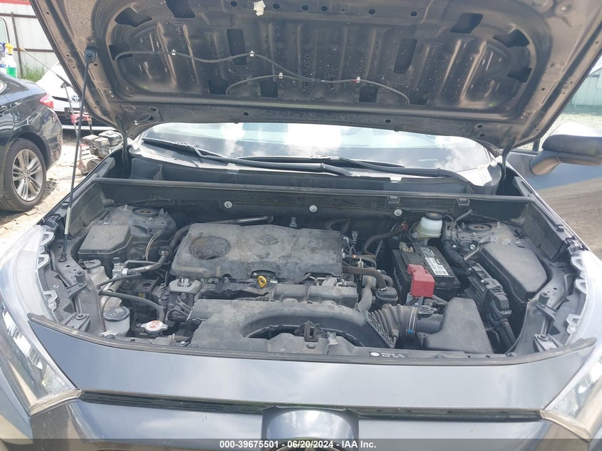 2019 TOYOTA RAV4 LE - JTMH1RFV4KJ007974