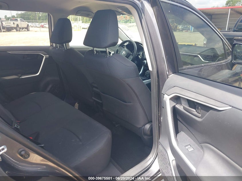 2019 TOYOTA RAV4 LE - JTMH1RFV4KJ007974