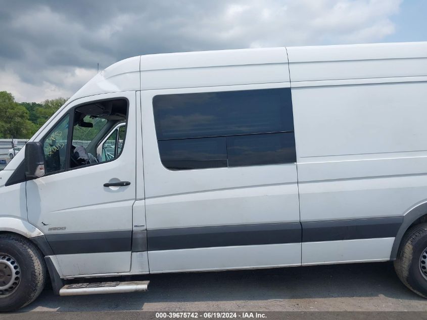 2014 Mercedes-Benz Sprinter 2500 High Roof VIN: WD3PE8DC2E5885406 Lot: 39675742