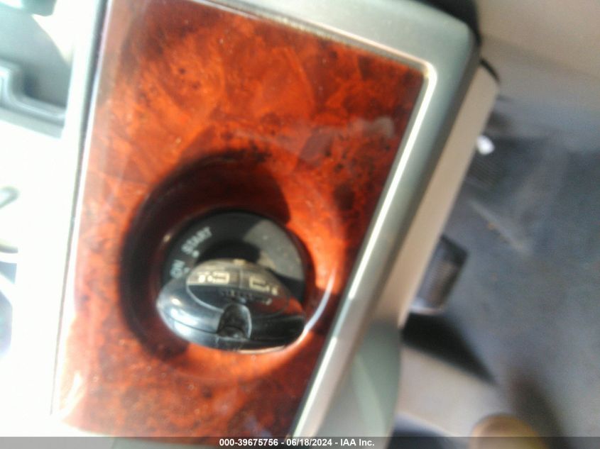 2010 Chrysler Town & Country Touring VIN: 2A4RR5D17AR131909 Lot: 39675756