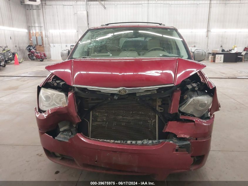 2010 Chrysler Town & Country New Limited VIN: 2A4RR7DX1AR501851 Lot: 39675975