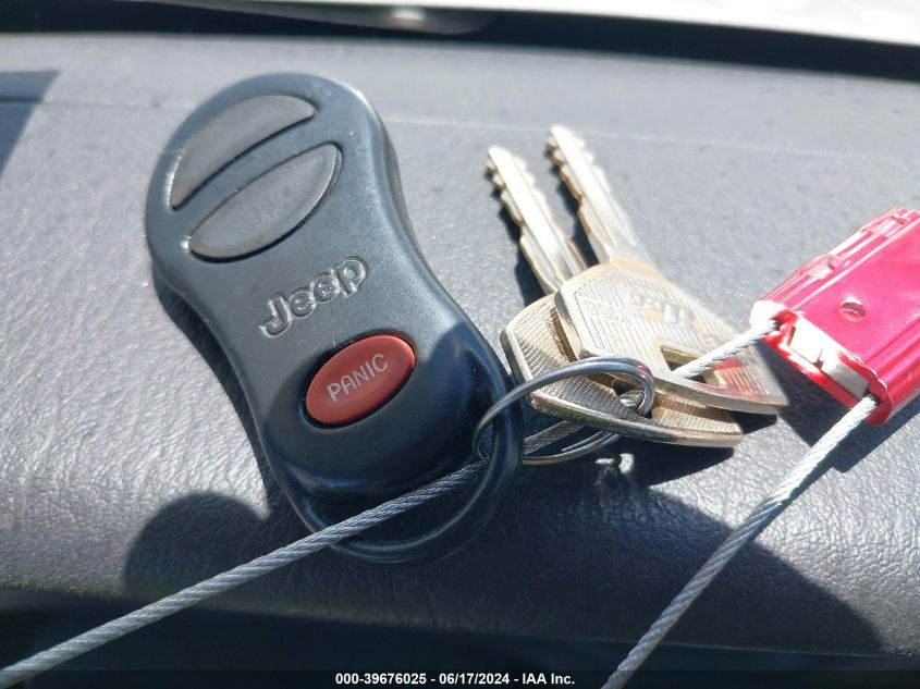 2000 Jeep Cherokee Sport VIN: 1J4FF48S0YL211676 Lot: 39676025