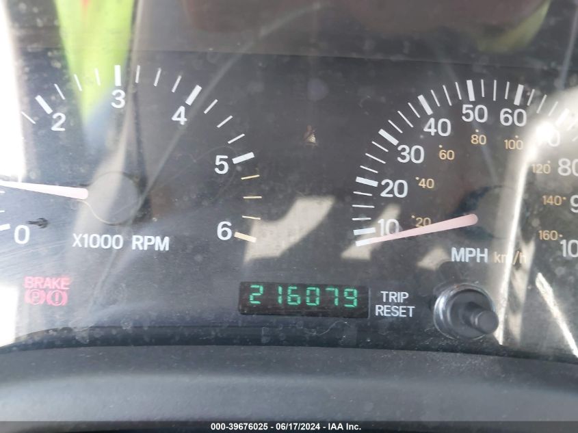 2000 Jeep Cherokee Sport VIN: 1J4FF48S0YL211676 Lot: 39676025