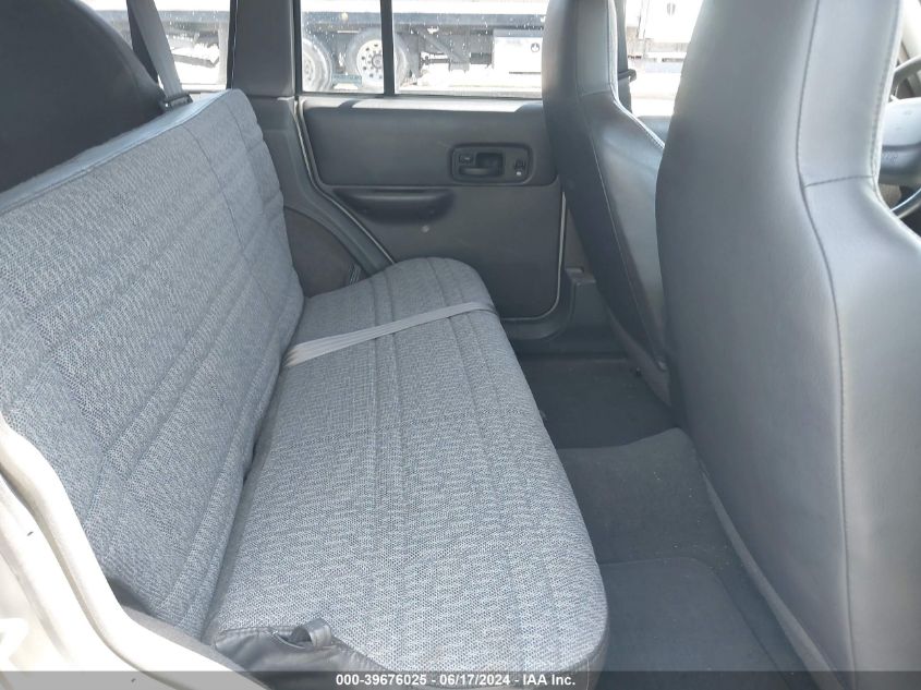 2000 Jeep Cherokee Sport VIN: 1J4FF48S0YL211676 Lot: 39676025