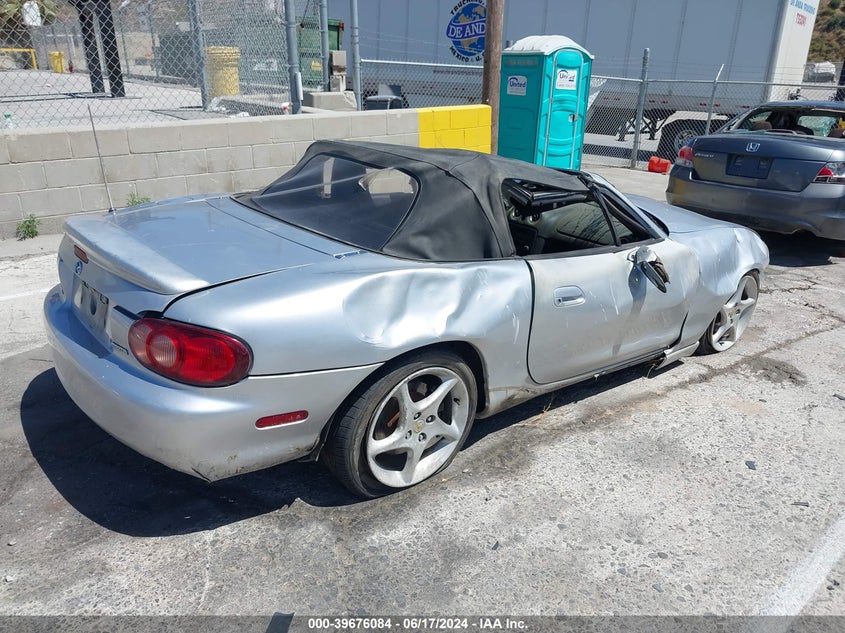 2003 Mazda Mx-5 Miata Cloth/Ls/Se/Shinsen VIN: JM1NB353X30311184 Lot: 39676084