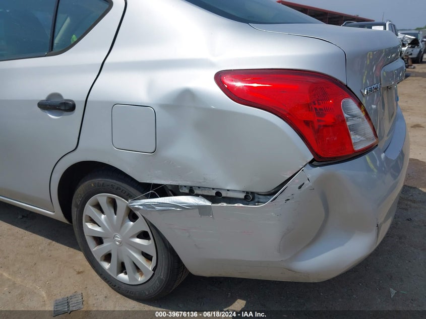 2012 Nissan Versa 1.6 S VIN: 3N1CN7AP2CL918717 Lot: 39676136