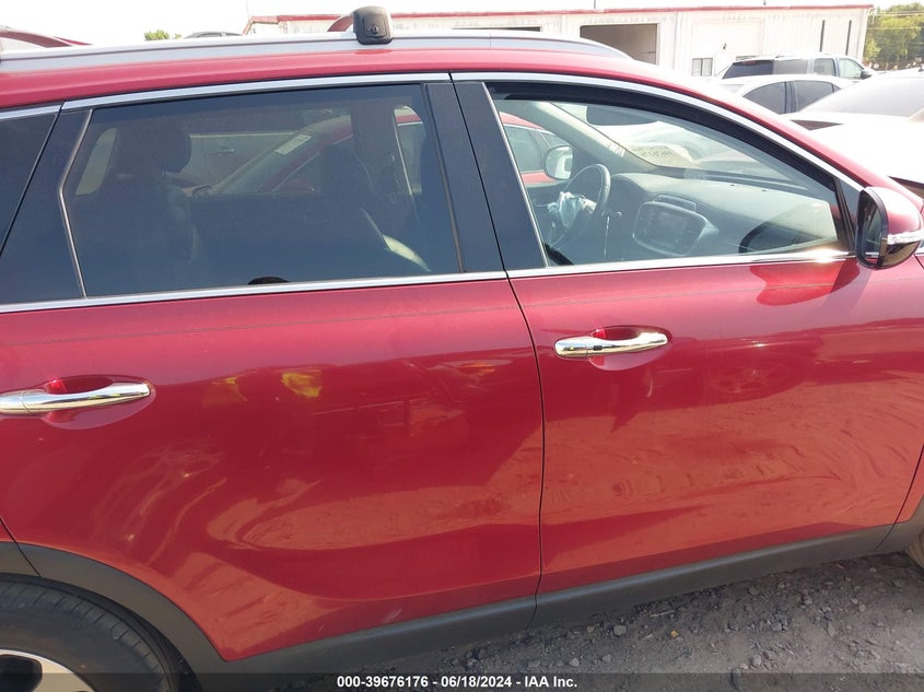 2017 Kia Sorento 3.3L Ex VIN: 5XYPH4A58HG320231 Lot: 39676176