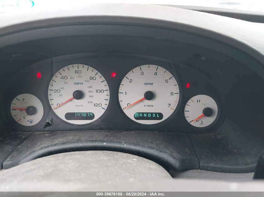 2002 Dodge Grand Caravan Sport VIN: 2B4GP44R32R587455 Lot: 39676188