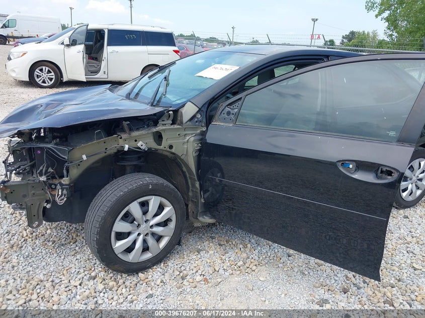 2016 Toyota Corolla Le VIN: 5YFBURHE9GP554798 Lot: 39676207