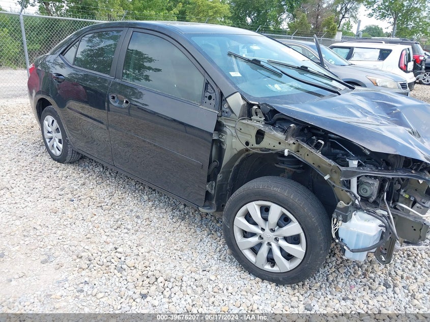 2016 Toyota Corolla Le VIN: 5YFBURHE9GP554798 Lot: 39676207