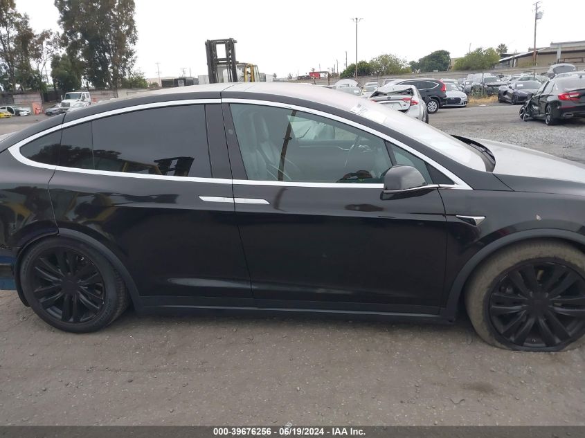 2017 Tesla Model X 100D/75D/90D VIN: 5YJXCBE22HF044901 Lot: 39676256