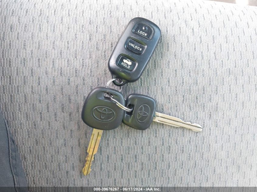 2004 Toyota Camry Le VIN: 4T1BE32K44U936255 Lot: 39676267