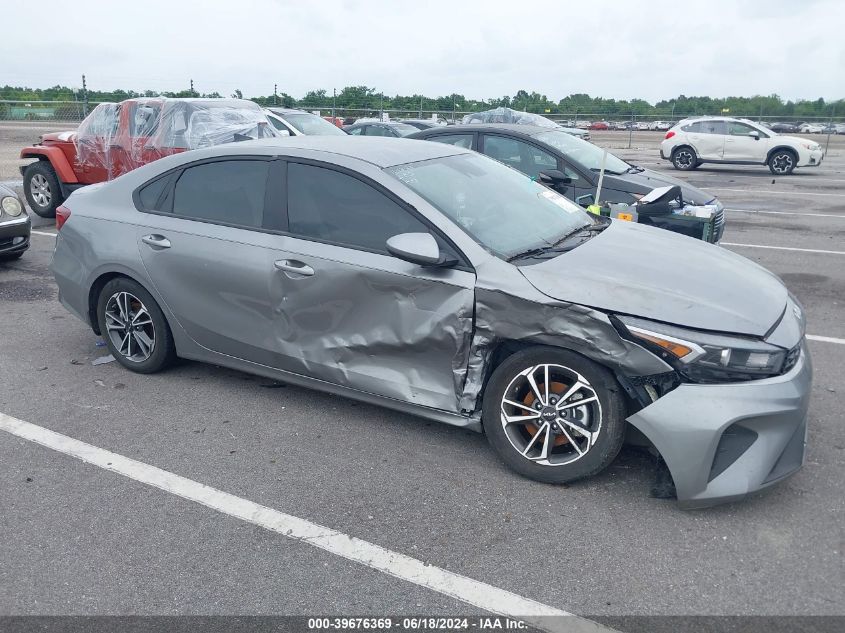 2022 Kia Forte Lxs VIN: 3KPF24AD1NE465284 Lot: 39676369