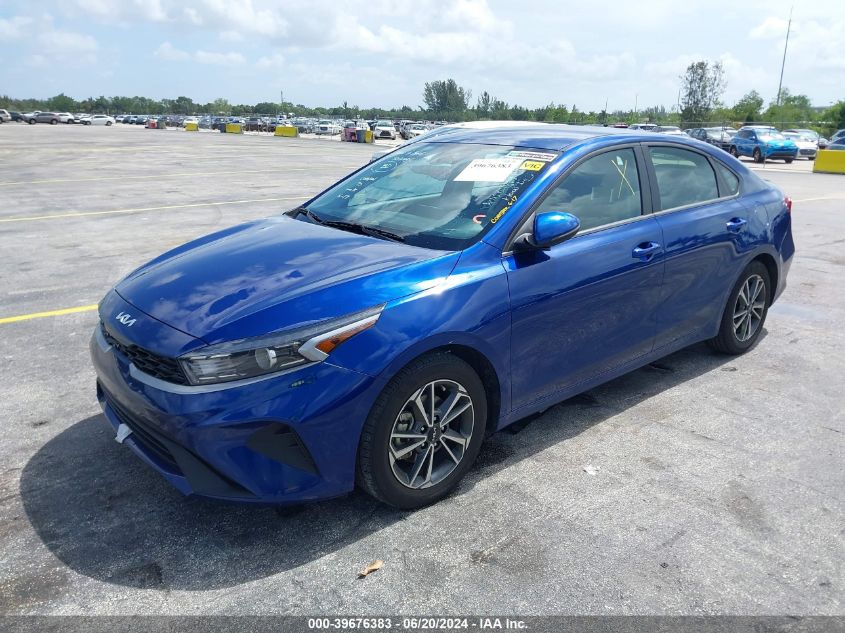 2023 Kia Forte Lxs VIN: 3KPF24AD7PE628782 Lot: 39676383