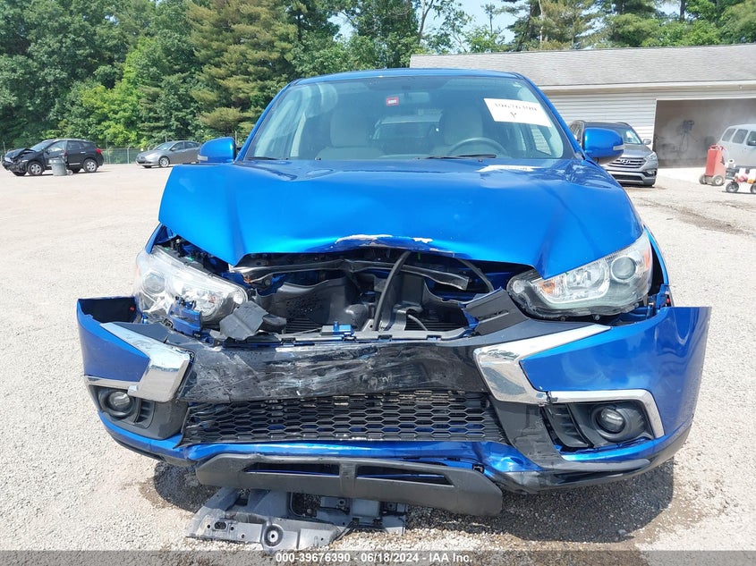 2018 Mitsubishi Outlander Sport 2.0 Es VIN: JA4AR3AU3JU006957 Lot: 39676390