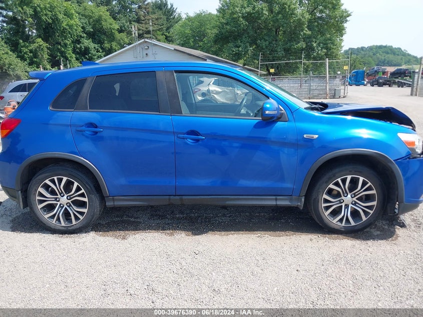 2018 Mitsubishi Outlander Sport 2.0 Es VIN: JA4AR3AU3JU006957 Lot: 39676390