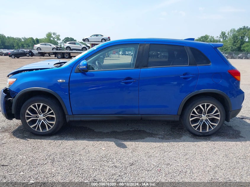 2018 Mitsubishi Outlander Sport 2.0 Es VIN: JA4AR3AU3JU006957 Lot: 39676390