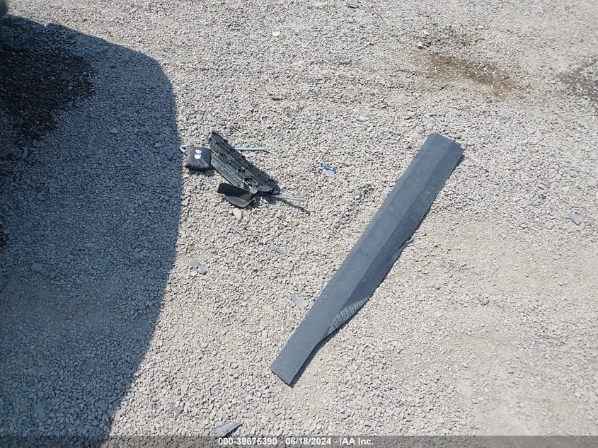 2018 Mitsubishi Outlander Sport 2.0 Es VIN: JA4AR3AU3JU006957 Lot: 39676390