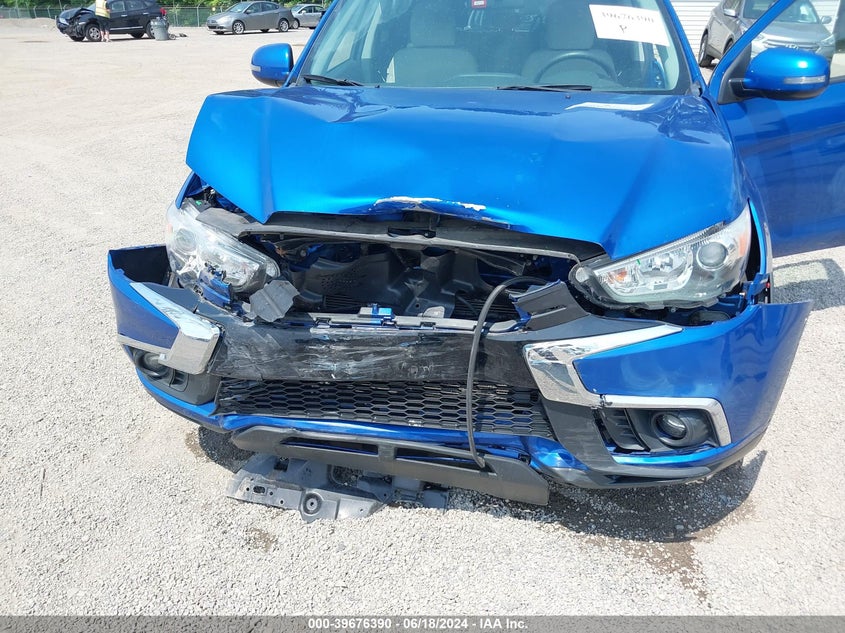 2018 Mitsubishi Outlander Sport 2.0 Es VIN: JA4AR3AU3JU006957 Lot: 39676390