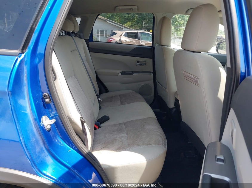 2018 Mitsubishi Outlander Sport 2.0 Es VIN: JA4AR3AU3JU006957 Lot: 39676390