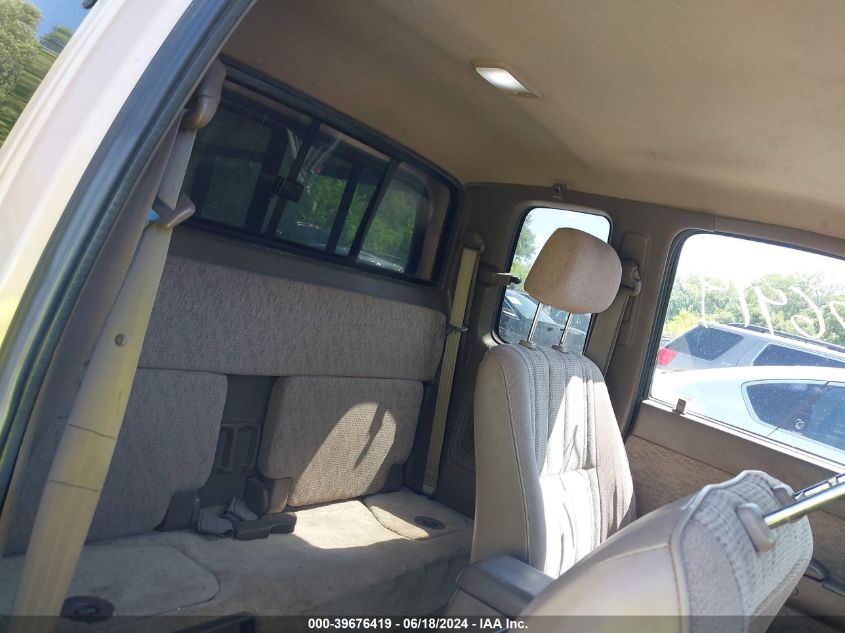 1999 Toyota Tacoma VIN: 4TAWN72N7XZ569278 Lot: 39676419