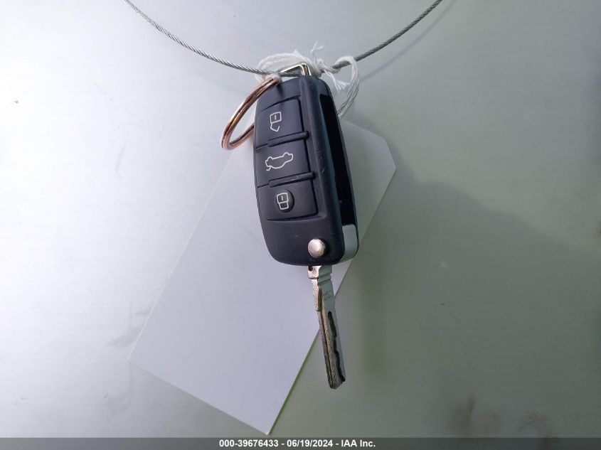 2016 AUDI A3 PREMIUM - WAUB8GFF5G1049668