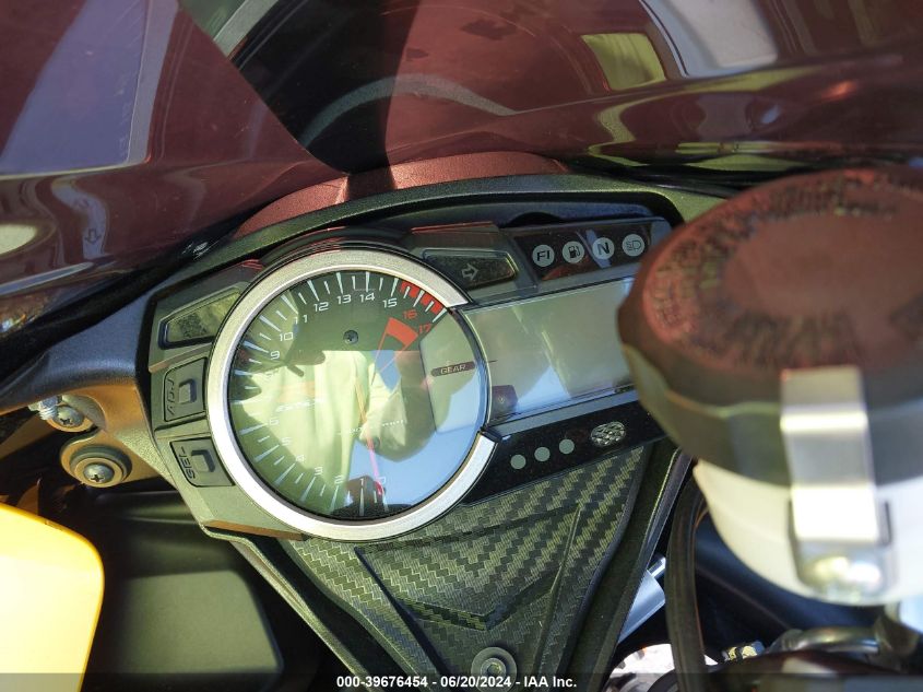 2017 SUZUKI GSX-R600 - JS1GN7FA4H2101531