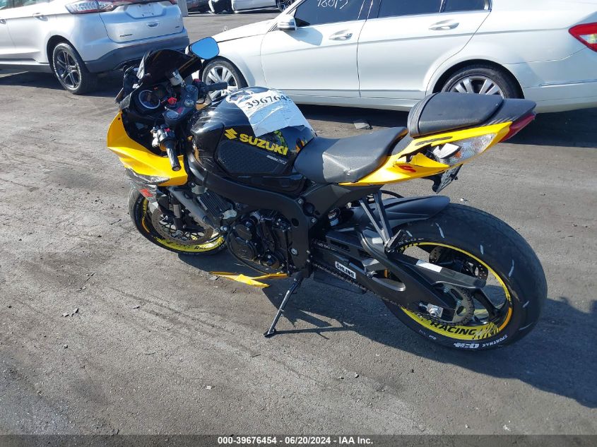 2017 SUZUKI GSX-R600 - JS1GN7FA4H2101531