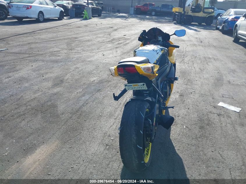 2017 SUZUKI GSX-R600 - JS1GN7FA4H2101531