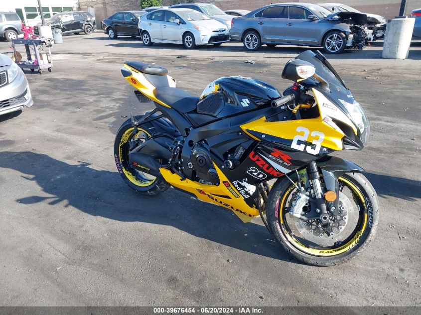 2017 SUZUKI GSX-R600 - JS1GN7FA4H2101531