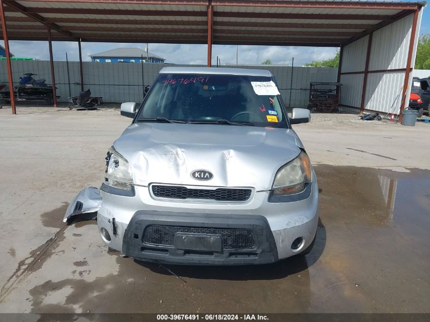 2010 Kia Soul + VIN: KNDJT2A27A7149487 Lot: 39676491