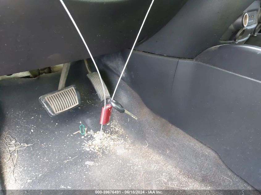 2010 Kia Soul + VIN: KNDJT2A27A7149487 Lot: 39676491