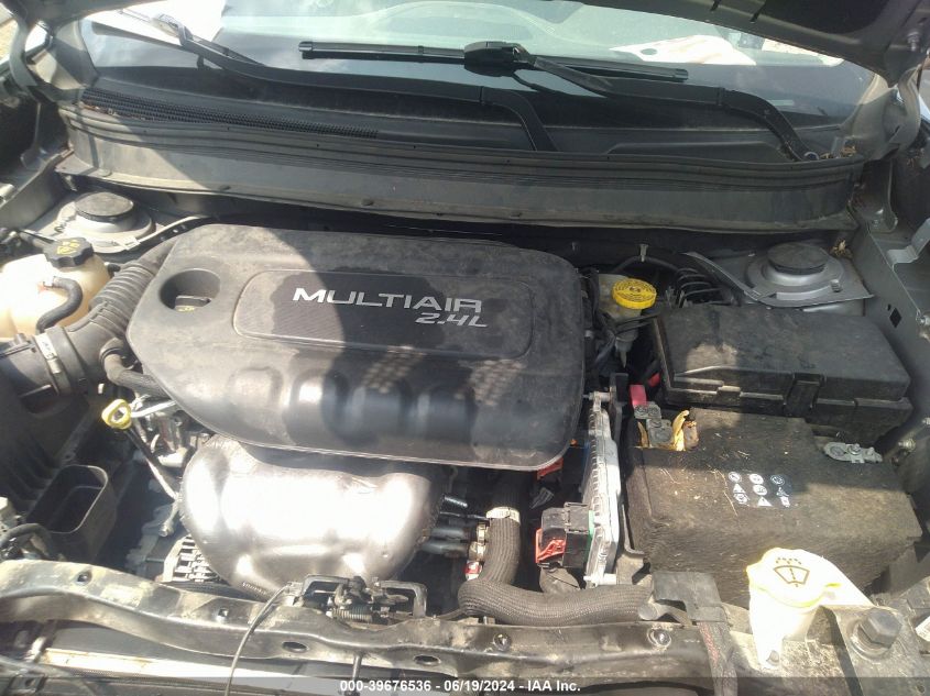 2016 Jeep Cherokee Latitude VIN: 1C4PJLCB4GW159864 Lot: 39676536