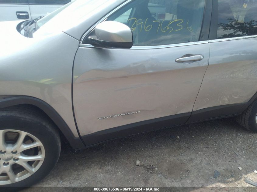 2016 Jeep Cherokee Latitude VIN: 1C4PJLCB4GW159864 Lot: 39676536