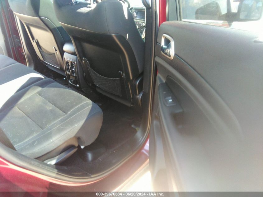 2016 Jeep Grand Cherokee Laredo VIN: 1C4RJFAG2GC393852 Lot: 39676584