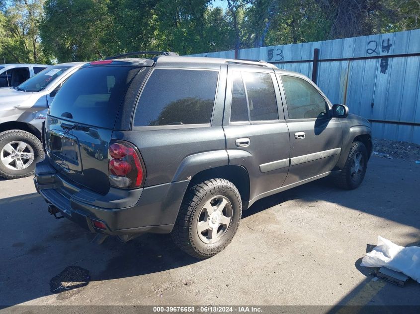 2005 Chevrolet Trailblazer Ls VIN: 1GNDT13S952182747 Lot: 39676658