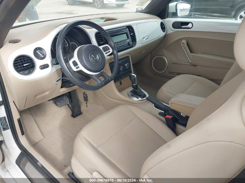 2015 Volkswagen Beetle 1.8T VIN: 3VW517AT5FM813387 Lot: 39676670