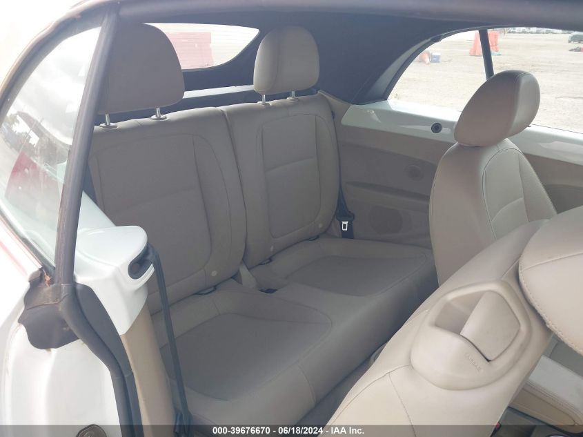 2015 Volkswagen Beetle 1.8T VIN: 3VW517AT5FM813387 Lot: 39676670