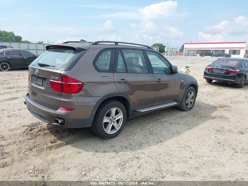 2011 BMW X5 xDrive35D VIN: 5UXZW0C51BL657550 Lot: 39676673