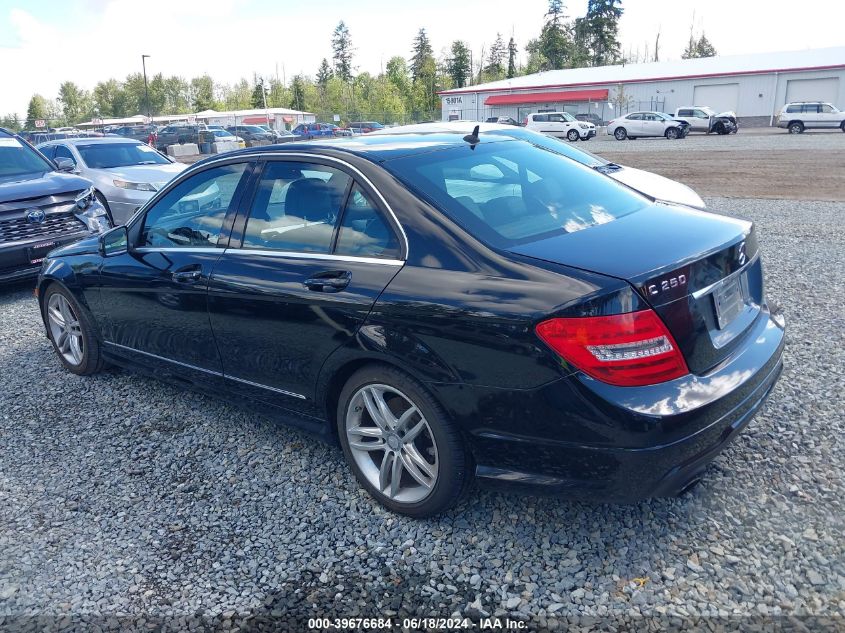 2013 Mercedes-Benz C 250 Luxury/Sport VIN: WDDGF4HB5DR250139 Lot: 39676684