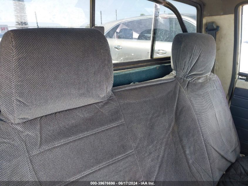 1987 Toyota Pickup 1/2 Ton Rn50 VIN: JT4RN50R7H0250366 Lot: 39676698