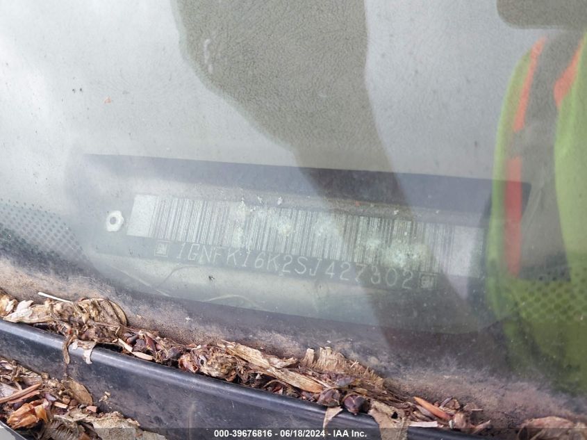 1995 Chevrolet Suburban K1500 VIN: 1GNFK16K2SJ427302 Lot: 39676816