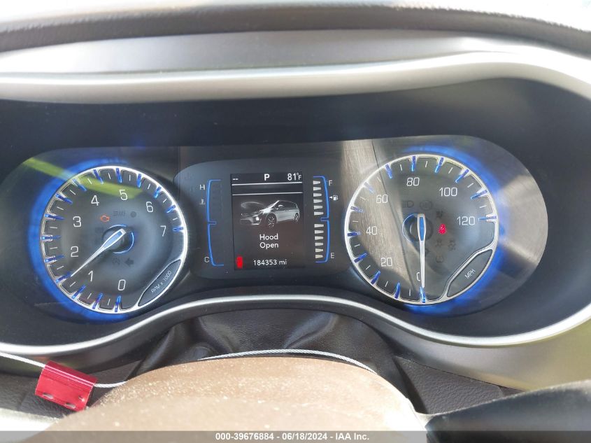 2018 Chrysler Pacifica Touring L VIN: 2C4RC1BG3JR159035 Lot: 39676884