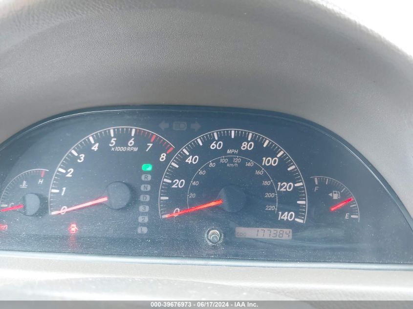 2005 Toyota Camry Le VIN: 4T1BE32KX5U537562 Lot: 39676973