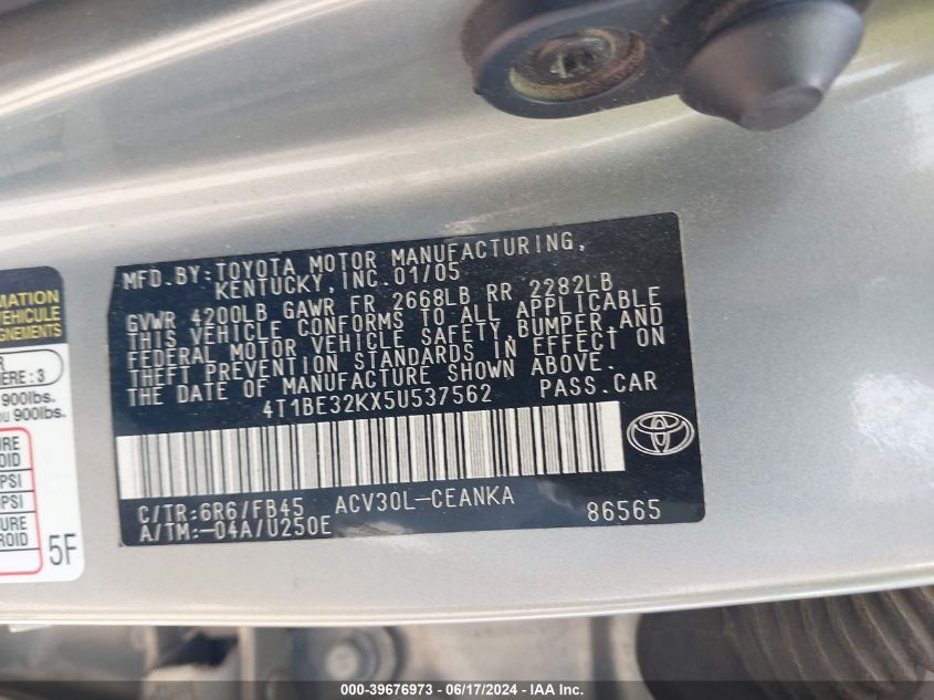 2005 Toyota Camry Le VIN: 4T1BE32KX5U537562 Lot: 39676973