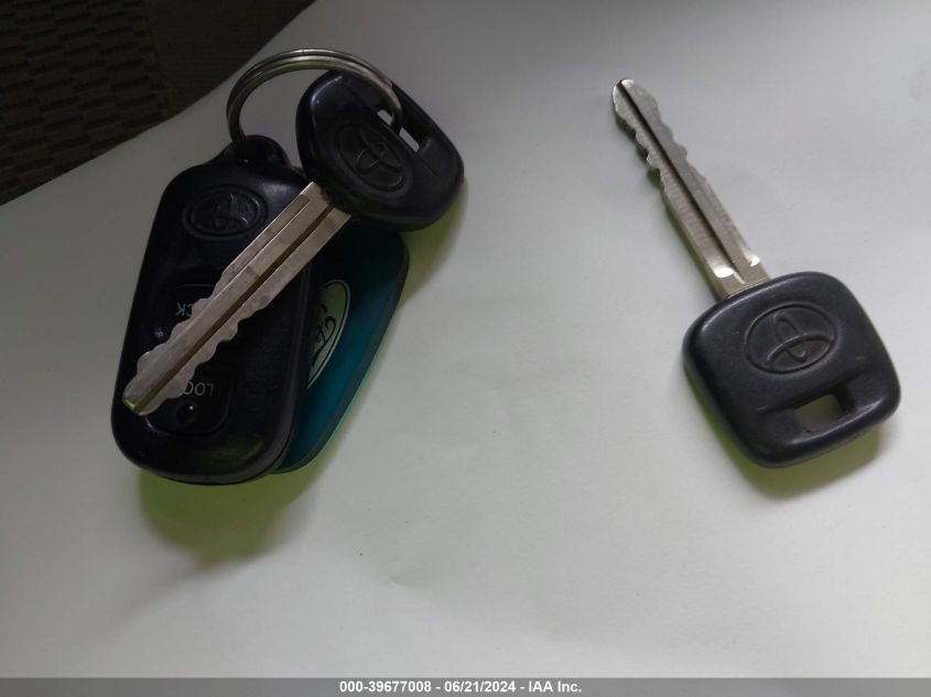 2004 Toyota Rav4 VIN: JTEHD20V740027020 Lot: 39677008