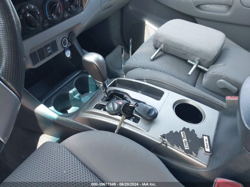 2013 Toyota Tacoma Prerunner V6 VIN: 3TMKU4HN8DM035733 Lot: 39677049