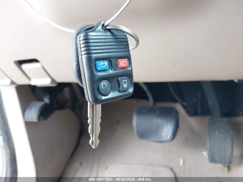 2006 Ford Expedition Eddie Bauer VIN: 1FMFU18556LA14452 Lot: 39677051