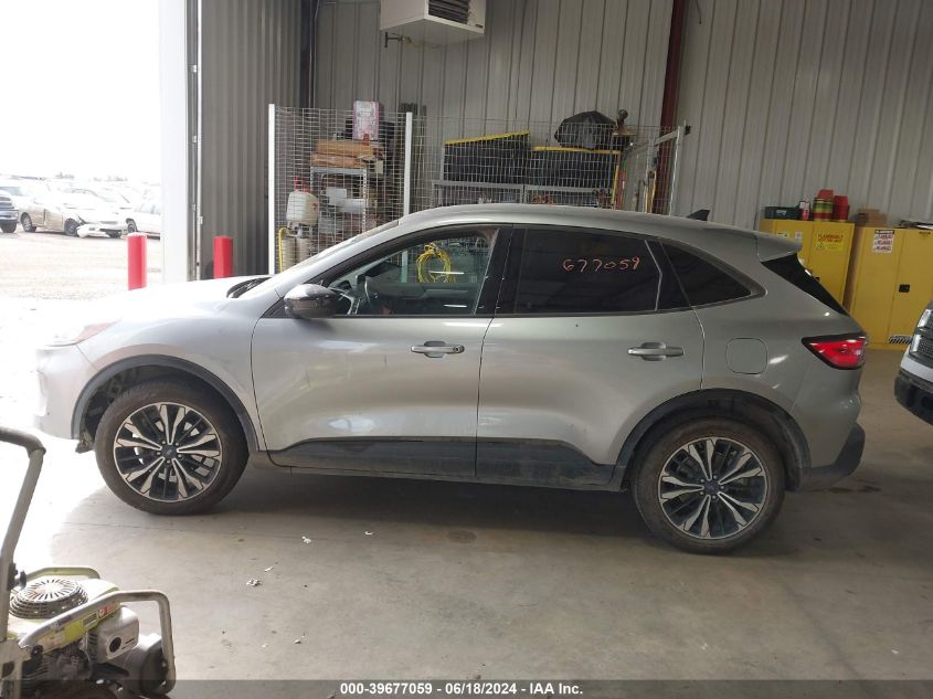 2022 Ford Escape Se VIN: 1FMCU9G60NUA37271 Lot: 39677059
